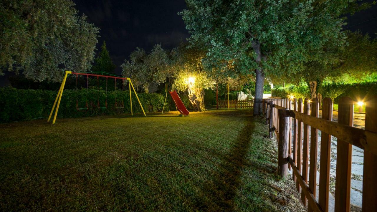 Aparthotel Aneton Chrysi Ammoudia Exterior foto